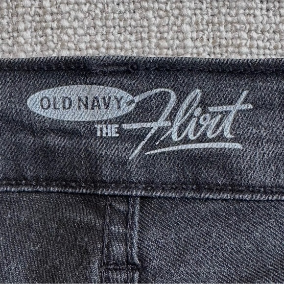 OLD NAVY The Flirt Skinny Jeans Black Denim Stretch 5-pocket Junior Women's 2 - Picture 9 of 15